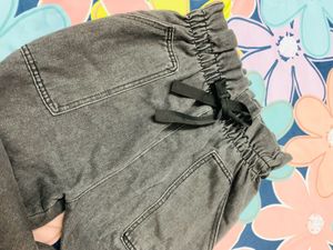 Trendy Elastic High Waisted Jeans
