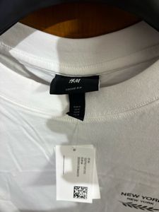 H&amp;M White &#39;New York&#39; Loose Fit T-Shirt