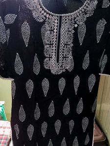 Black Embroidered Kurta set