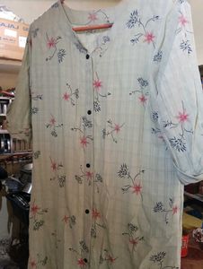 Floral Print Button-Down Kurti