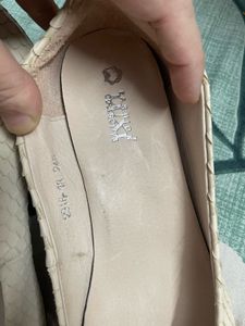 Cream Snakeskin Pointed Heels