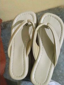 Sandle