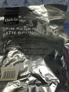 Oziva Bath Sponge - New in Package and hair comb