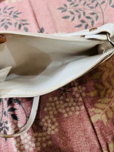 White Shoulder Bag