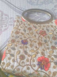 Floral Embroidered Clutch