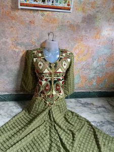 Embroidered Kurta Set