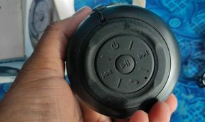 Dubstep Bluetooth Speaker, Ambrane Earphone