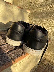 HIGHLANDER Sneakers