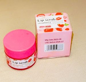 &#34;Crazy Girl Lip Scrub&#34; in strawberry flavor