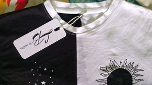 Two Tone Graphic Print Y2k Crop Tee 🎀