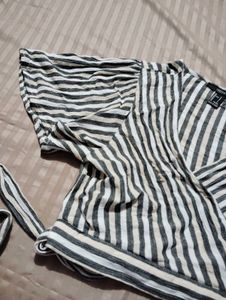 Forever 21 Striped Wrap Crop Top