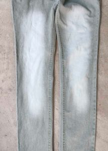 Light Wash Denim Jeans