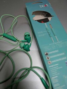 Boat wired earphones