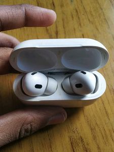 Apple 1st copy airpods
