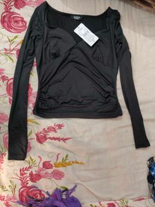 Chic Black Long Sleeve Top