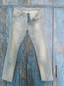 Light Wash Denim Jeans