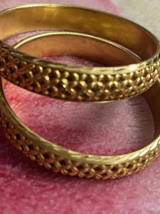 beautiful gold tone bangles