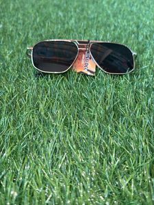 Sunglasses In Black Silver