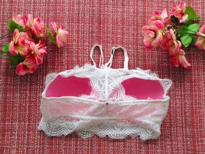 Victoria&#39;s Secret : Halter Neck Top
