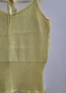 🌸Yellow Knit Top🌸