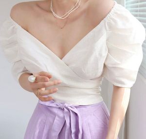 White Top , Can Be Used As Off Shoulder Or Full