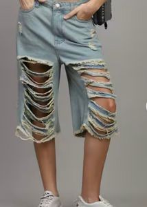 Distressed Denim Capri Pants
