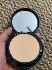 Queen Victoriya Face Powder