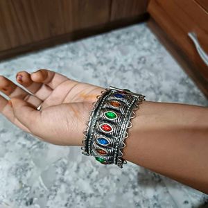Gorgeous Oxidized Bangle