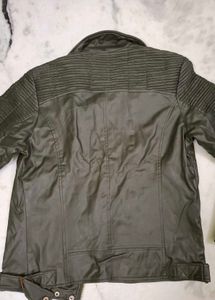Classical  LEATHER JACKET  with AESTHETIC LOOK 🩶