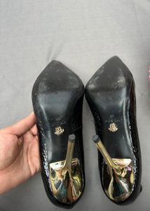 VERSACE MEDUSA PUMP