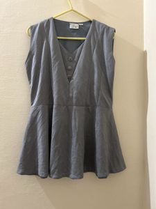 Chic Sleeveless Peplum Top