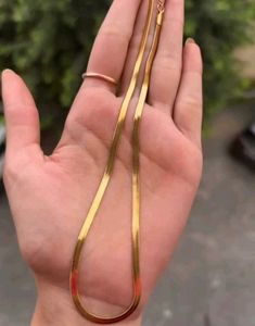 SNAKE GOLD CHAIN