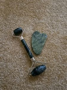 Gua Sha And Face Roller