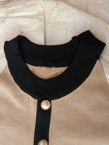 Beige &amp; Black Knit Top