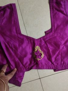 Last PriceWith Blouse Banarsi Sari Good👍