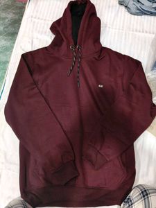 Burgundy H&M Hoodie - Cozy and Stylish