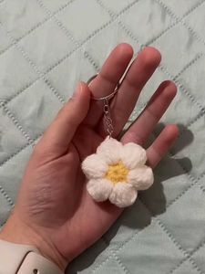 Daisy flower crochet Keychain