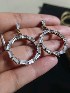 Sparkling Circle Earrings