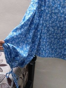 Blue Floral V-Neck Blouse