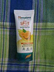 Himalaya Dark Spot Clearing Turmeric Face Pack