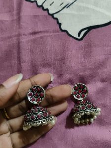 Antique Round Earrings