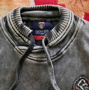 Stylish Gray Pullover Hoodie