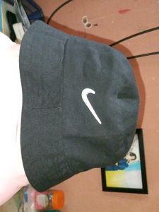 Nike Bucket Hat