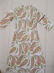 Elegant Floral Print Kurta