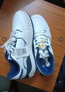 RedTape White Sneakers