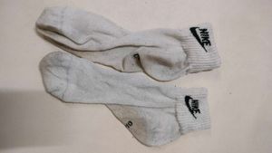 2 Nike + 1 Socks
