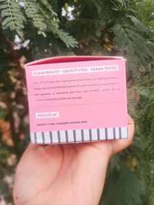 Dot &amp; Key ❤️ Peptide &amp; Pomegranate Moisturizer 🌺