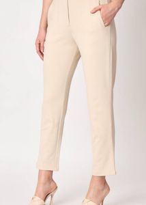 Beige Cropped Trousers - Chic & Versatile!