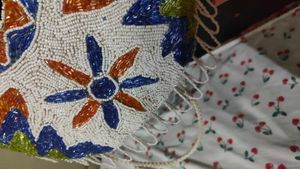 Vintage Beaded Handbag