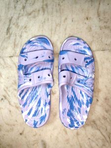 Crocs Baya Marbled Clog Slides
